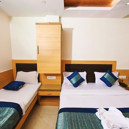 Hotel Lav Kush Deluxe " 3 Min Walking From New Delhi Railway Station " Exterior foto
