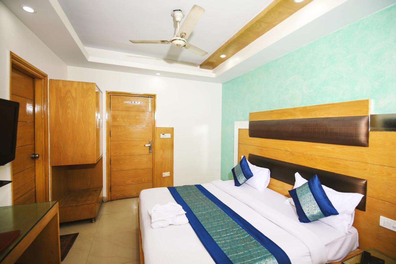 Hotel Lav Kush Deluxe " 3 Min Walking From New Delhi Railway Station " Exterior foto