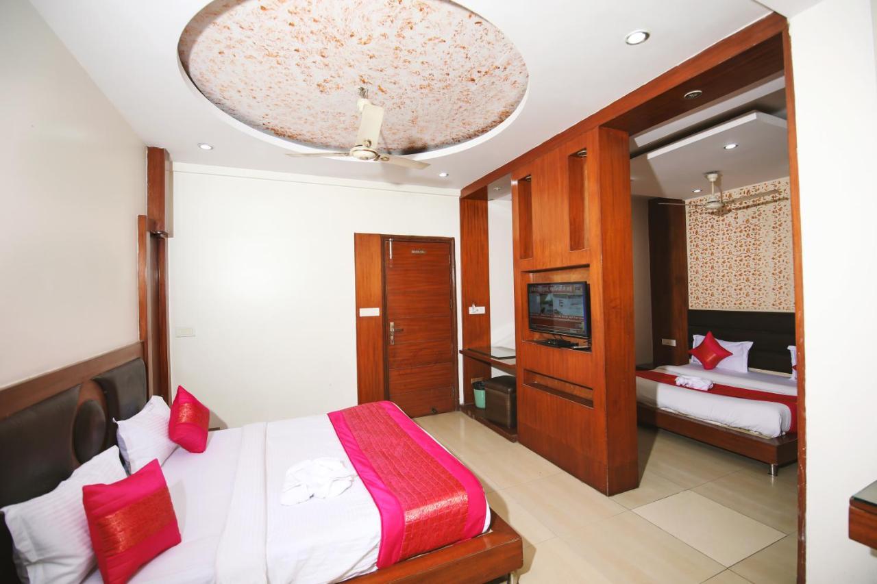 Hotel Lav Kush Deluxe " 3 Min Walking From New Delhi Railway Station " Exterior foto