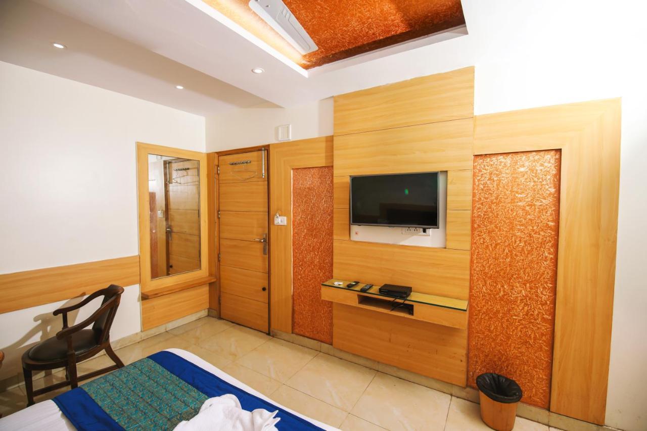 Hotel Lav Kush Deluxe " 3 Min Walking From New Delhi Railway Station " Exterior foto