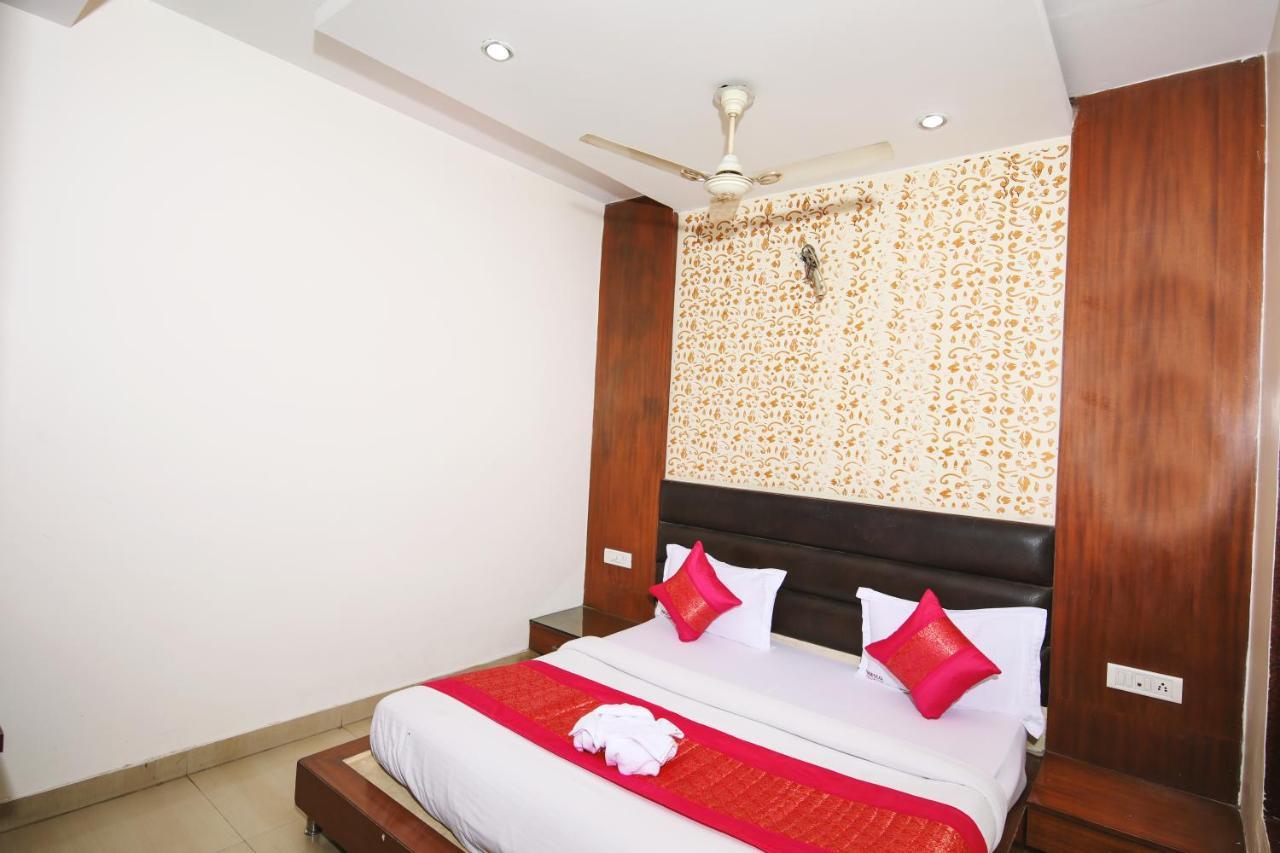 Hotel Lav Kush Deluxe " 3 Min Walking From New Delhi Railway Station " Exterior foto