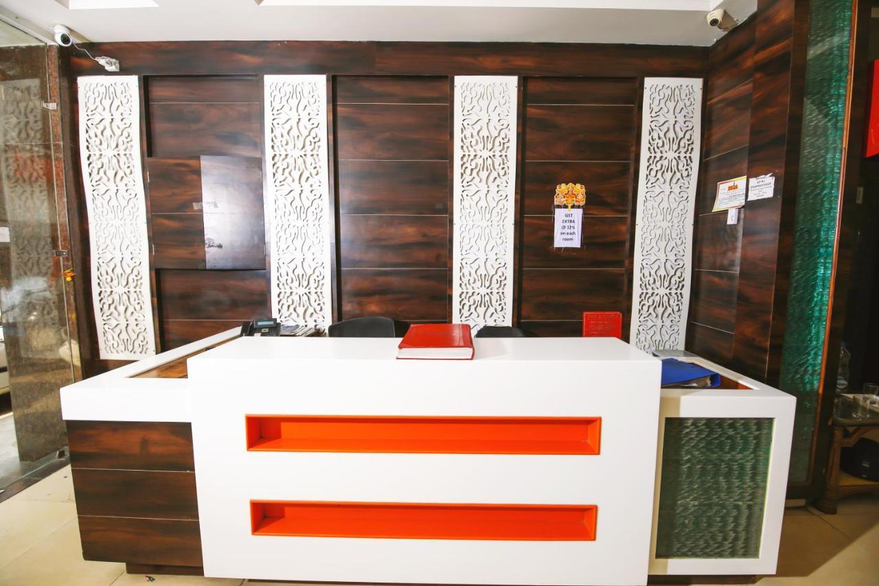 Hotel Lav Kush Deluxe " 3 Min Walking From New Delhi Railway Station " Exterior foto