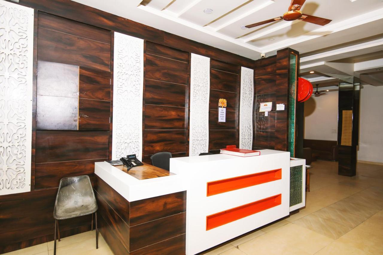 Hotel Lav Kush Deluxe " 3 Min Walking From New Delhi Railway Station " Exterior foto