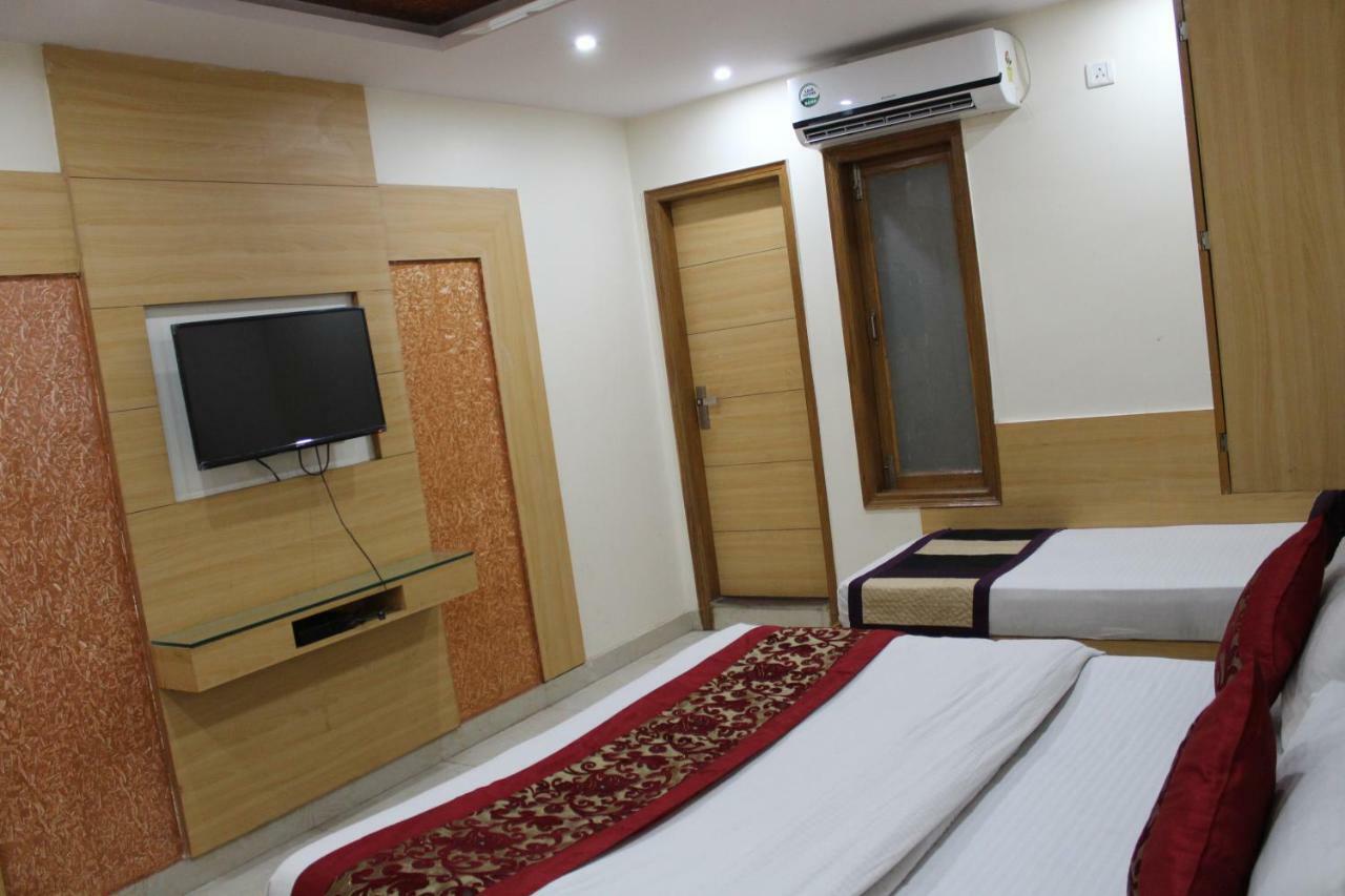 Hotel Lav Kush Deluxe " 3 Min Walking From New Delhi Railway Station " Exterior foto