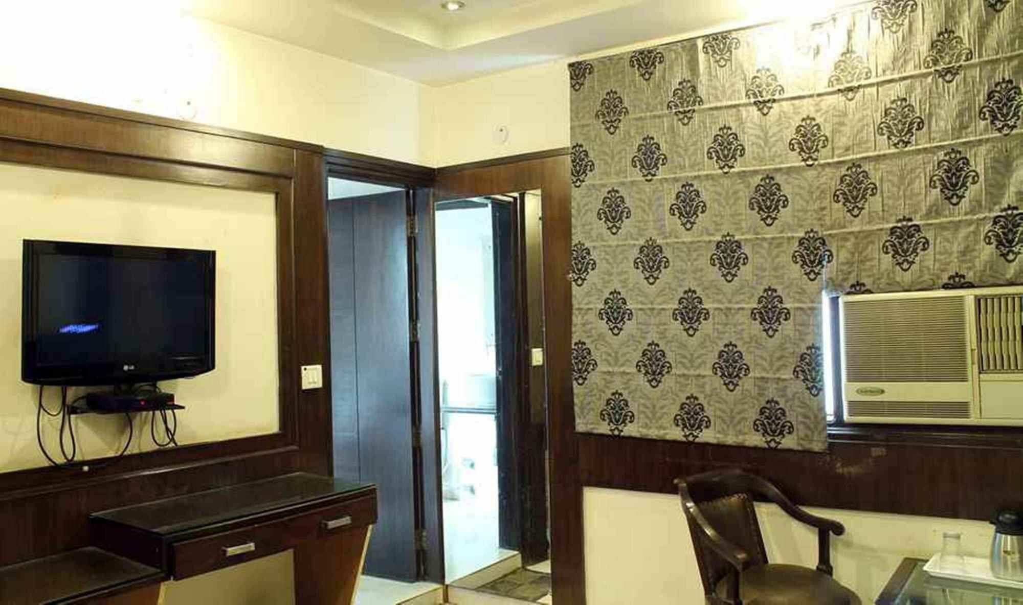 Hotel Lav Kush Deluxe " 3 Min Walking From New Delhi Railway Station " Exterior foto
